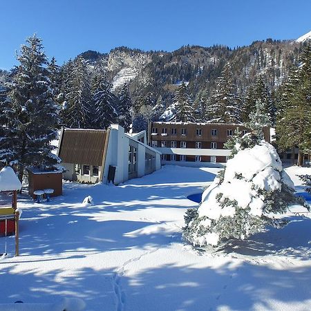 Hotel Gruesch Grüsch Exterior foto